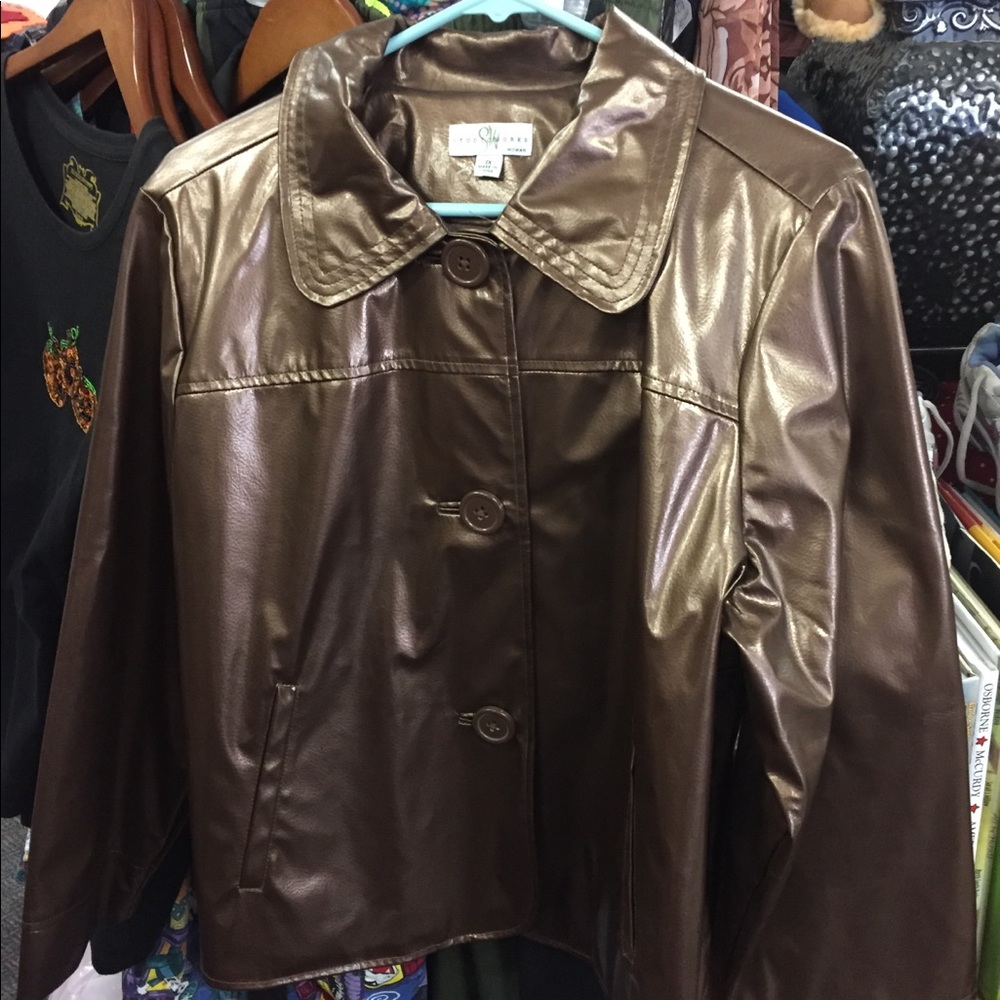 Studioworks light fall button down jacket